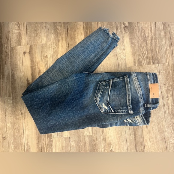 BKE Parker high rise 26 - Picture 5 of 5